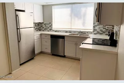 1542 W Sahuaro Drive #4, Phoenix, AZ 85029 - Photo 3