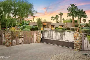 4836 E Moonlight Way, Paradise Valley, AZ 85253 - Photo 9