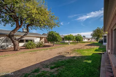 9638 W Cinnabar Avenue #B, Peoria, AZ 85345 - Photo 23