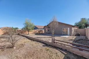 12614 W Dreyfus Dr, El Mirage, AZ 85335 - Photo 15