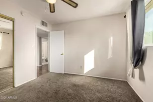 1002 E Orchid Ln, Phoenix, AZ 85020 - Photo 21