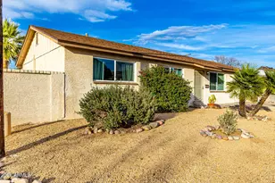 1002 E Orchid Ln, Phoenix, AZ 85020 - Photo 5