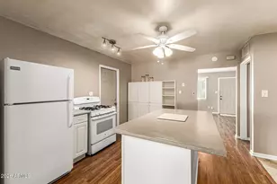 1002 E Orchid Ln, Phoenix, AZ 85020 - Photo 15