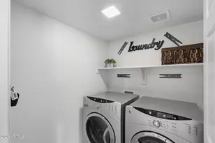 15906 W Cottonwood St, Surprise, AZ 85374 - Photo 25