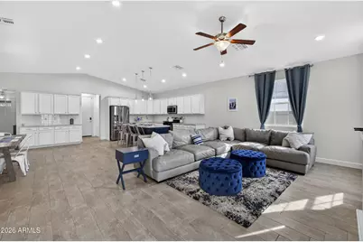 8942 N 15th Lane, Phoenix, AZ 85021 - Photo 17