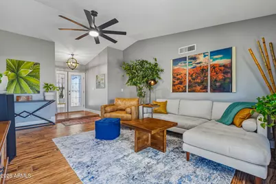 10802 N 39th Avenue, Phoenix, AZ 85029 - Photo 5