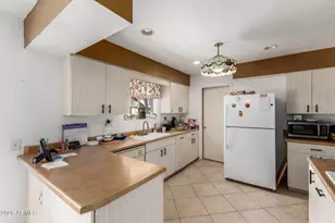 10303 W Deanne Dr, Sun City, AZ 85351 - Photo 5