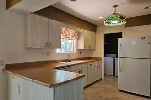 10303 W Deanne Dr, Sun City, AZ 85351 - Photo 3