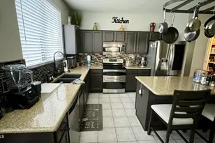 6174 W Wikieup Ln, Glendale, AZ 85308 - Photo 3