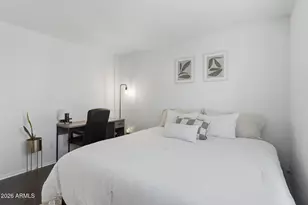 2733 E Cambridge Ave, Phoenix, AZ 85008 - Photo 11