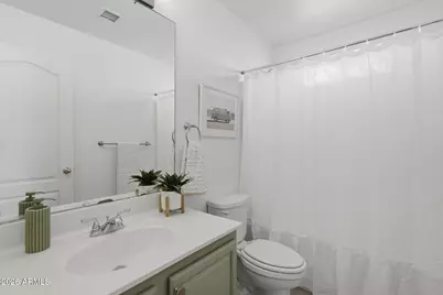 2733 E Cambridge Avenue, Phoenix, AZ 85008 - Photo 13