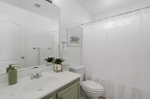 2733 E Cambridge Ave, Phoenix, AZ 85008 - Photo 13