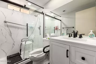 8935 W Heatherbrae Drive, Phoenix, AZ 85037 - Photo 17