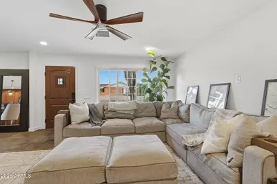 8307 E Clarendon Avenue, Scottsdale, AZ 85251 - Photo 7