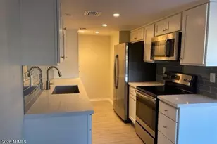 4282 N 81st St, Scottsdale, AZ 85251 - Photo 3