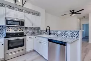 160 W Commerce Ct, Gilbert, AZ 85233 - Photo 3