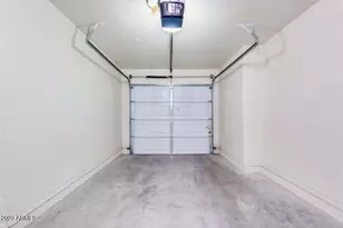 160 W Commerce Ct, Gilbert, AZ 85233 - Photo 15