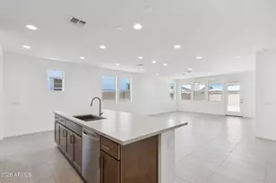 19402 S 212th Pl, Queen Creek, AZ 85142 - Photo 9