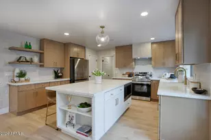 15212 N 53rd St, Scottsdale, AZ 85254 - Photo 9