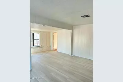 9409 E Navajo Place, Sun Lakes, AZ 85248 - Photo 11