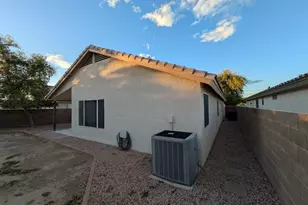 1813 E Gail Dr, Chandler, AZ 85225 - Photo 27