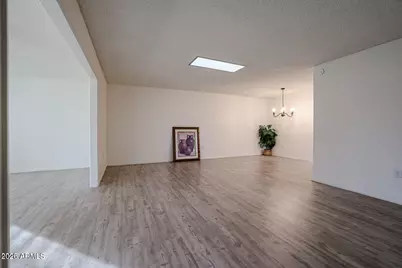 10639 W Roundelay Circle, Sun City, AZ 85351 - Photo 11