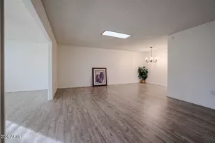 10639 W Roundelay Cir, Sun City, AZ 85351 - Photo 11