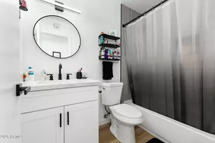 10411 N 11th Ave, Phoenix, AZ 85021 - Photo 11