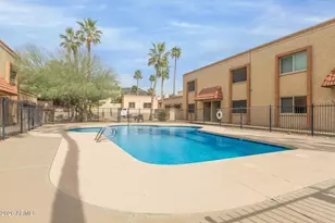 10411 N 11th Ave, Phoenix, AZ 85021 - Photo 19