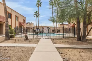 10411 N 11th Ave, Phoenix, AZ 85021 - Photo 17