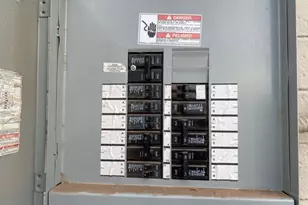 7619 W Clarendon Ave, Phoenix, AZ 85033 - Photo 61