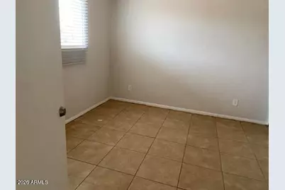 7619 W Clarendon Avenue, Phoenix, AZ 85033 - Photo 11