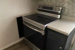 7619 W Clarendon Ave, Phoenix, AZ 85033 - Photo 31