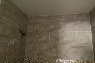 7619 W Clarendon Ave, Phoenix, AZ 85033 - Photo 41