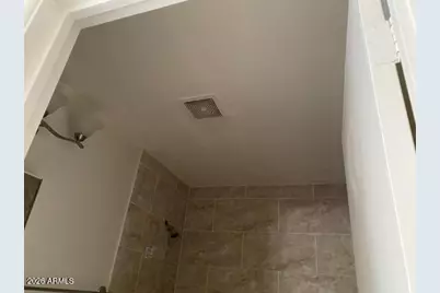 7619 W Clarendon Avenue, Phoenix, AZ 85033 - Photo 37