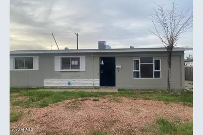 7619 W Clarendon Avenue, Phoenix, AZ 85033 - Photo 1