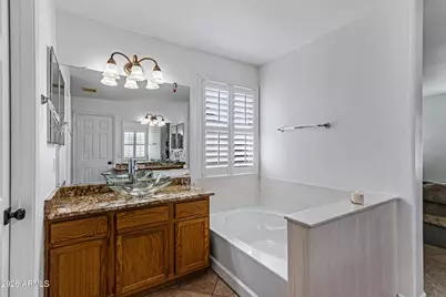 33198 N Cat Hills Avenue, San Tan Valley, AZ 85144 - Photo 17