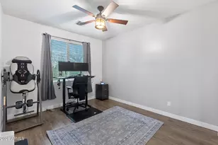 11900 N 32nd St, Phoenix, AZ 85028 - Photo 15