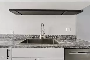 5158 E Monte Vista Rd, Phoenix, AZ 85008 - Photo 7