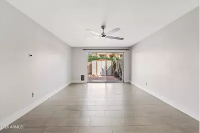 5158 E Monte Vista Road, Phoenix, AZ 85008 - Photo 3