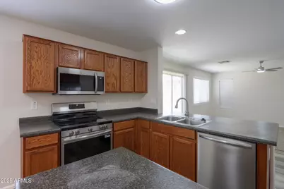 40402 W Hayden Drive, Maricopa, AZ 85138 - Photo 19