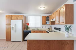 15260 S Padres Rd, Arizona City, AZ 85123 - Photo 9