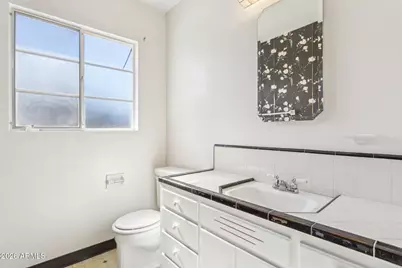 3939 E Heatherbrae Drive, Phoenix, AZ 85018 - Photo 25