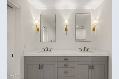 4323 E Whitton Avenue, Phoenix, AZ 85018 - Photo 17