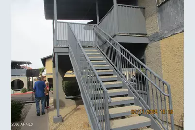 286 W Palomino Drive #128, Chandler, AZ 85225 - Photo 3