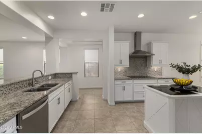 24710 N 96th Lane, Peoria, AZ 85383 - Photo 9