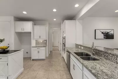 24710 N 96th Lane, Peoria, AZ 85383 - Photo 5
