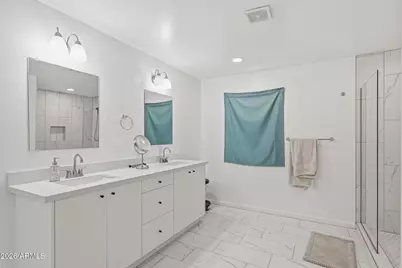 8042 S Calle Moctezuma --, Tempe, AZ 85283 - Photo 13