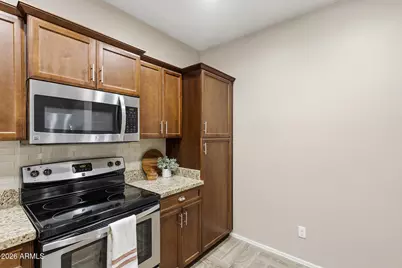 21655 N 36th Avenue #106, Glendale, AZ 85308 - Photo 13