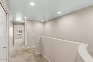 21655 N 36th Ave, Glendale, AZ 85308 - Photo 21